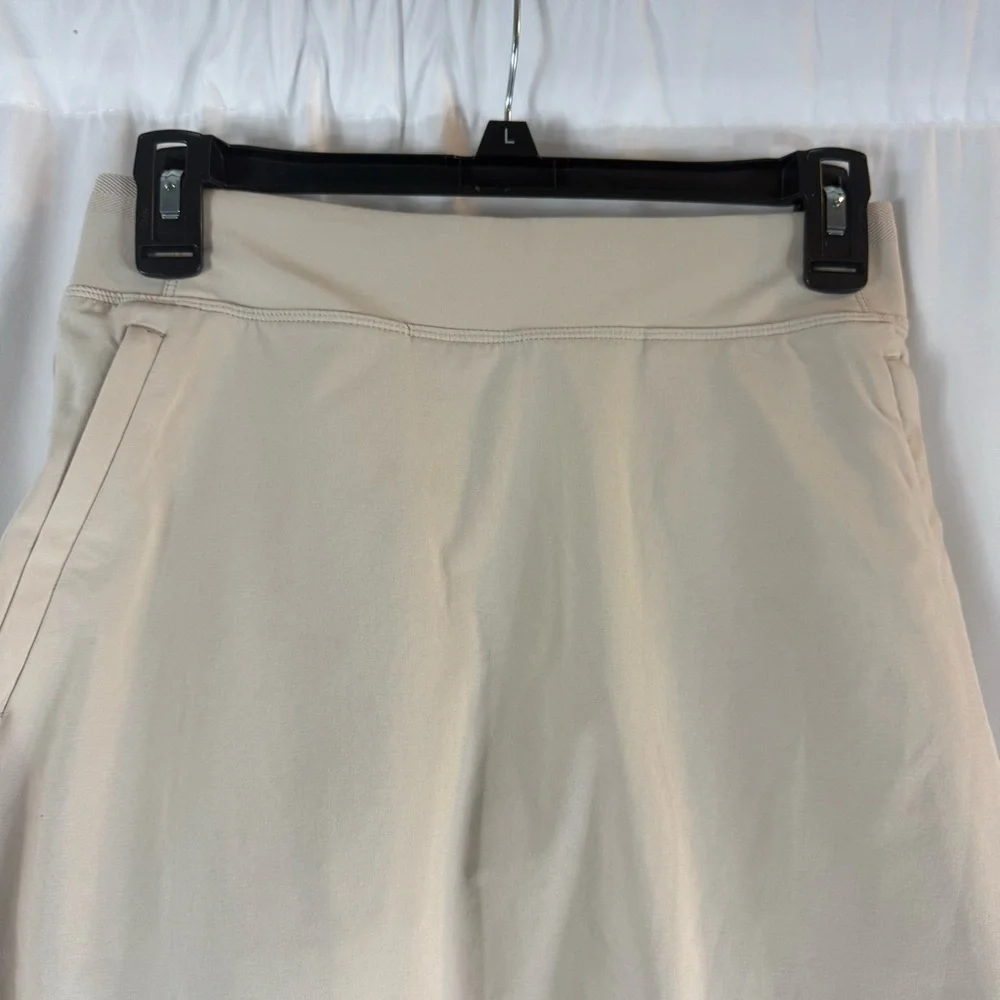 ATHLETA Khaki Everyday Skirt Skort A Line UPF 50+ Lightweight Size 2